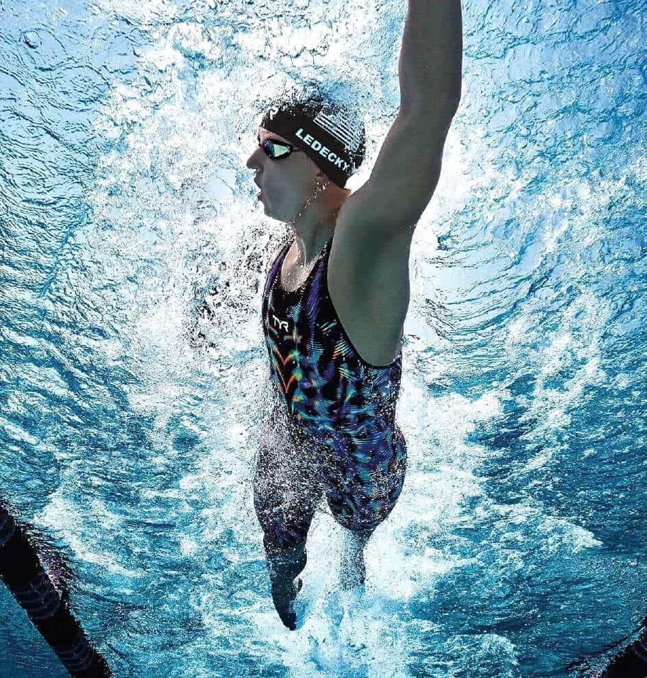 ГИДРОКОСТЮМЫ И ГИДРОШОРТЫ 